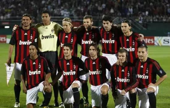 内维尔：曼联需任命熟悉英超、能承受压力且有成功履历的主帅