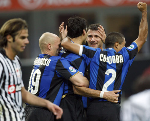 克里斯36+7 山东队力克新疆队