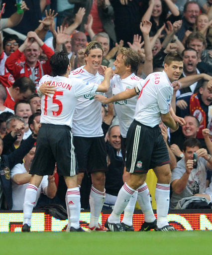 官方：阿根廷前锋卡兰萨从费耶诺德租借到莱斯特城，为期一个赛季