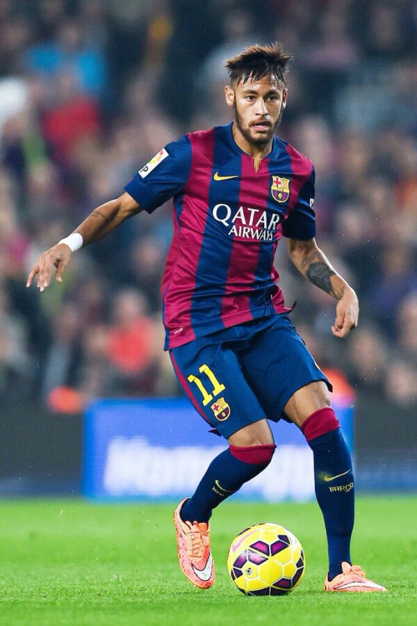 空砍42+7+8！输球后东契奇忙着感谢张镇麟，社交互动引发网络！