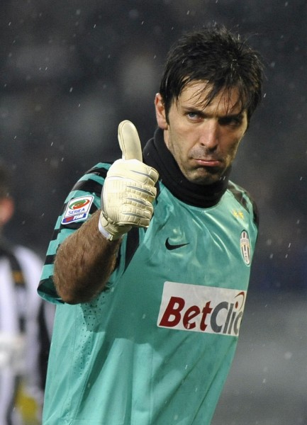 西甲最新积分战报 日本梅西助攻 皇社绝杀升第10 黄潜要紧追皇马